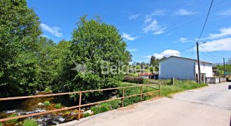 Edifício Com Terreno