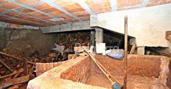 Moradia com terrenos em Girabolhos
