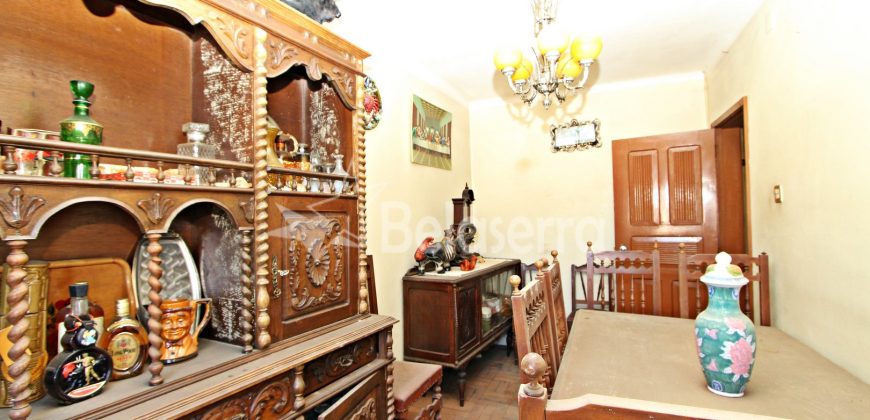 Moradia com terrenos em Girabolhos