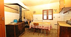 Moradia com terrenos em Girabolhos