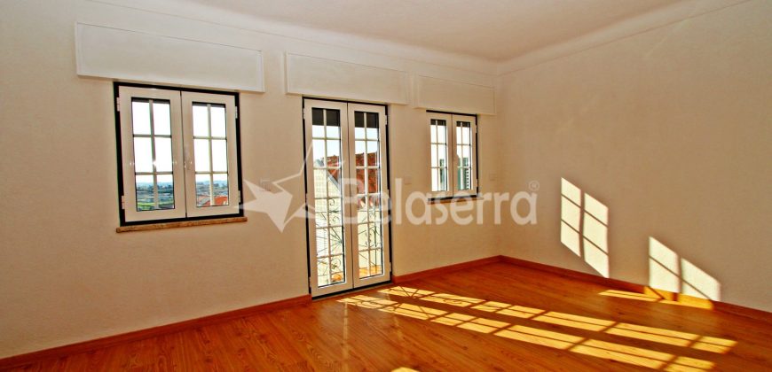 Moradia T2 em São Martinho