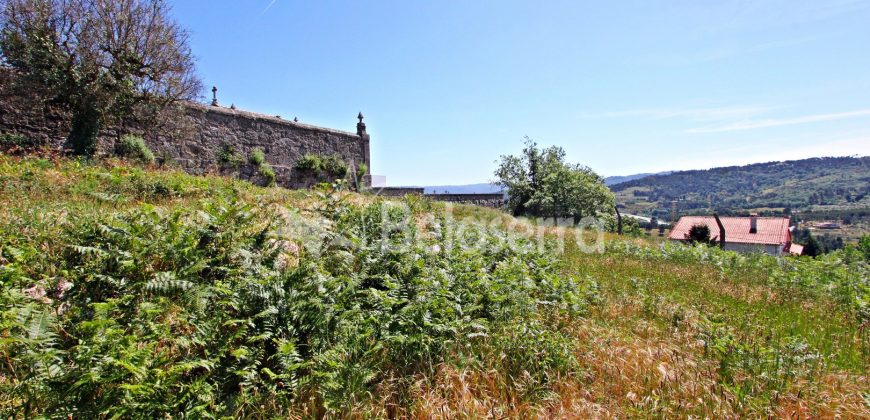 Terreno para construção em Celorico