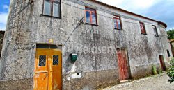 Casa de pedra em Maceira para recuperar
