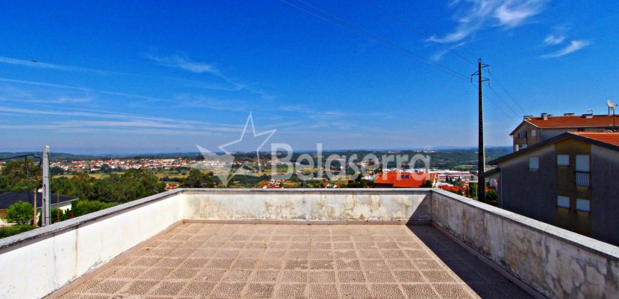 Moradia Gemina T3 em Seia