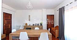 Apartamento T4 Duplex com garagem fechada