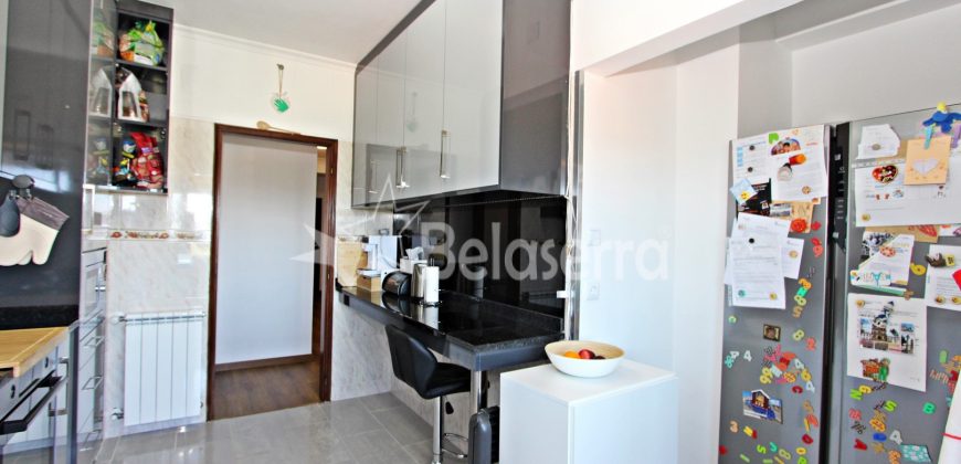 Apartamento T4 Duplex com garagem fechada
