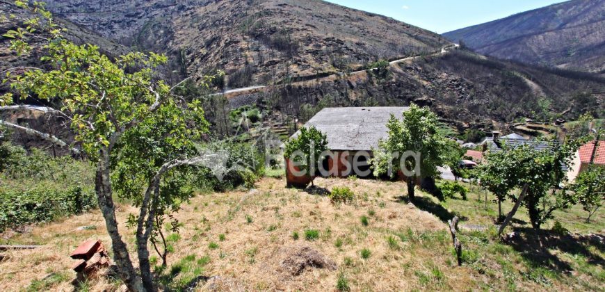 Casa em fase de Construção no Outeiro da Vinha