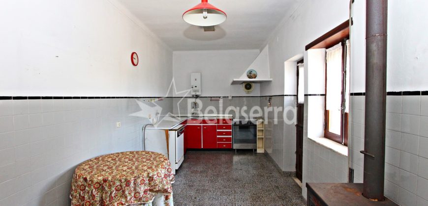 Moradia em Seia com Terreno