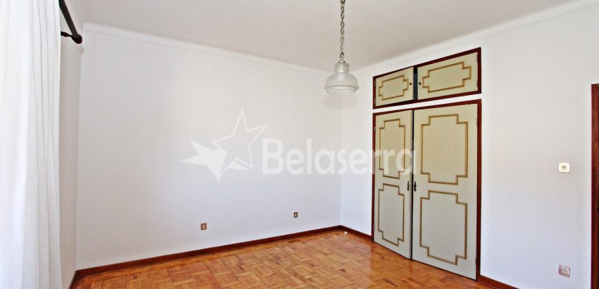 Moradia em Seia com Terreno