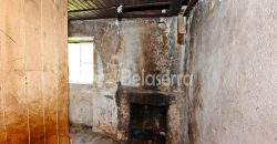 2 Casas em Pedra com Terreno em Nespereira