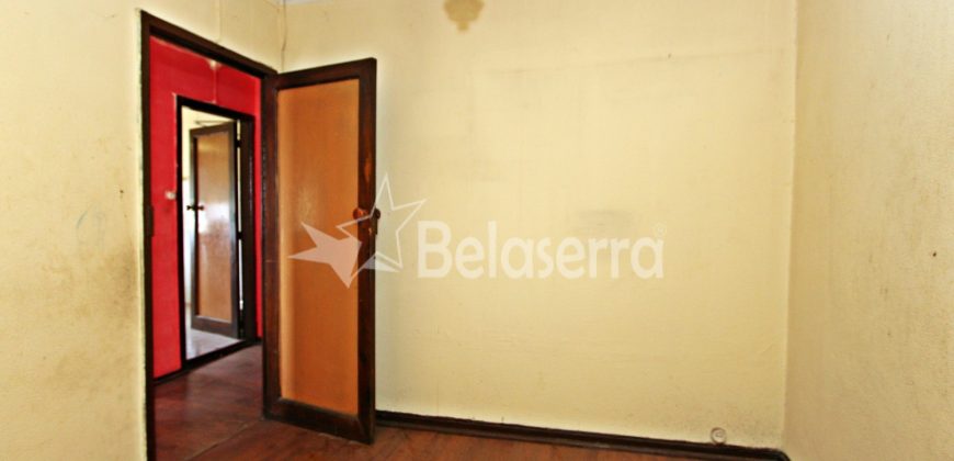 Casa com Logradouro em Nespereira