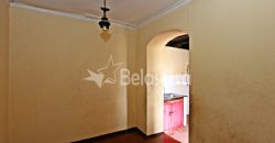 Casa com Logradouro em Nespereira
