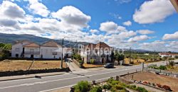 Moradia com terreno em Pinhanços