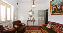 Moradia com terreno em Pinhanços