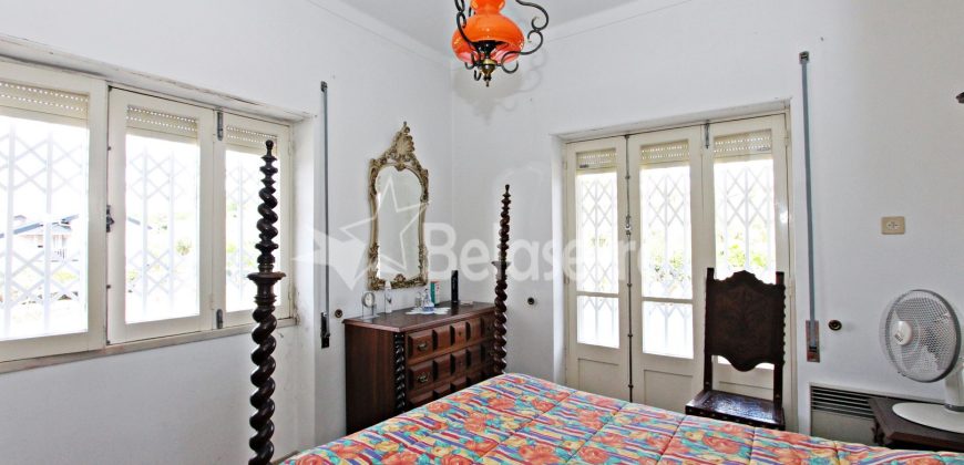 Moradia com terreno em Pinhanços