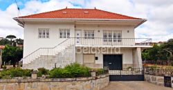 Moradia com terreno em Pinhanços