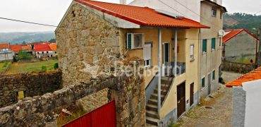 Moradia no Carvalhal da Louça