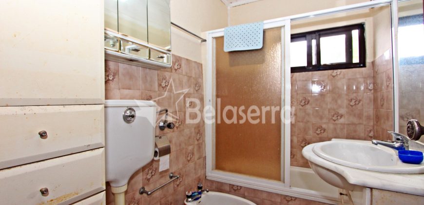 Casa com Logradouro em Loriga