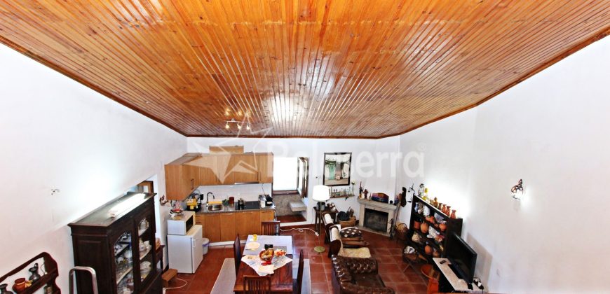 Moradia T0 em Paços da Serra