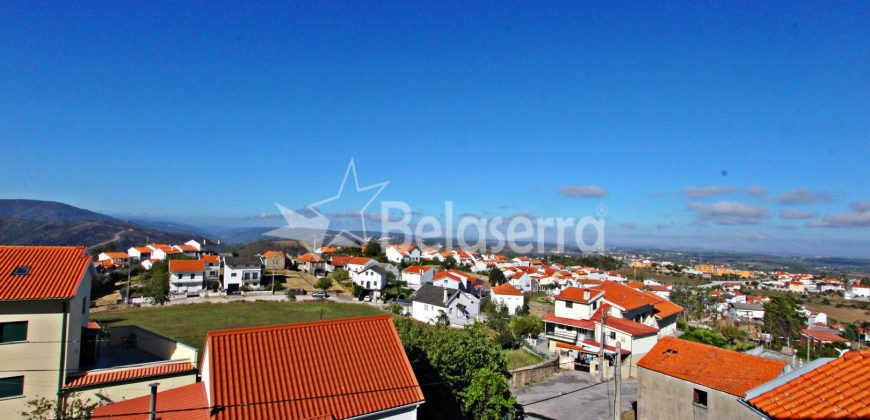 Moradia T4 em São Romão