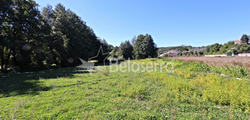 Terreno com Frente de Ribeiro