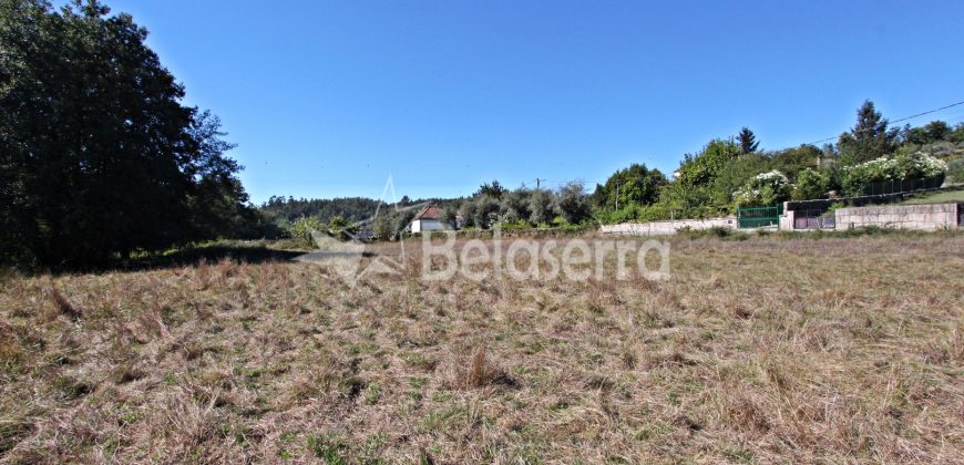 Terreno com Frente de Ribeiro