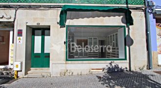 Loja Comercial junto á Fonte das 4 Bicas em Seia