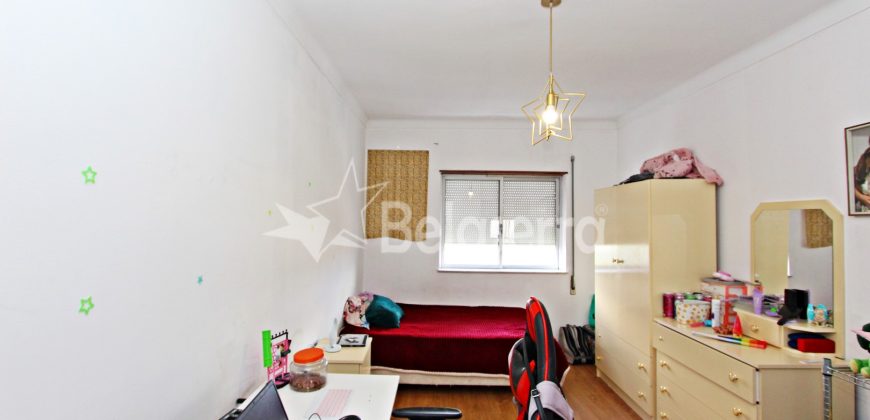 Apartamento T3+1 no Centro de Seia