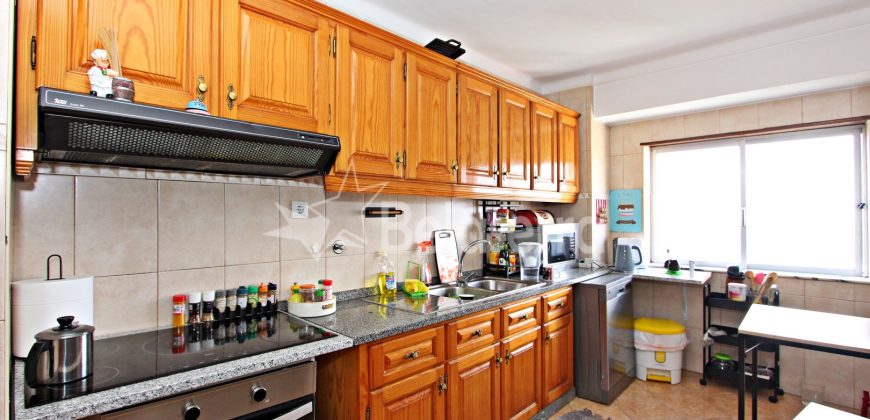 Apartamento T3+1 no Centro de Seia
